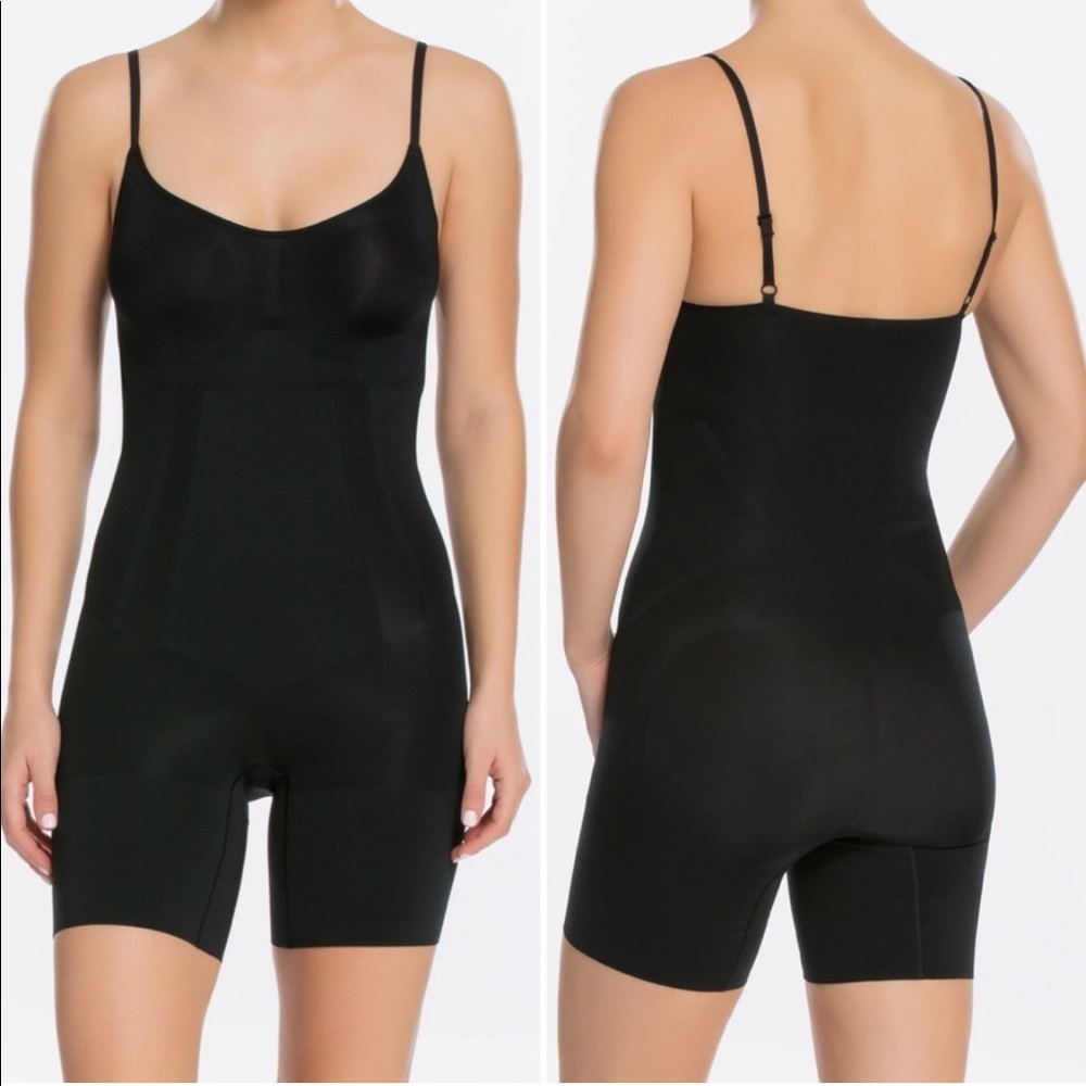 Spanx | OnCore Mid Thigh Black Shape wear Bodysuit Size Small